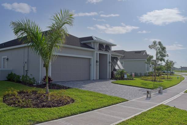 Best Driveway Paving Contractor  in West Dundee, IL